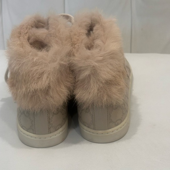 Gucci Women's Cream High-Top Sneakers with Rabbit Fur Trim, Size 38 - Picture 8 of 12
